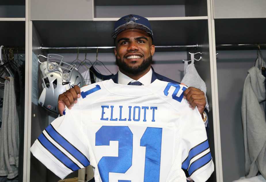 Dallas Cowboys RB Ezekiel Elliot Already Experiencing The Highs And Lows Of Stardom