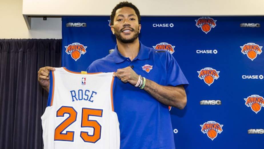 Derrick Rose signed with the Knicks in the off season!!!